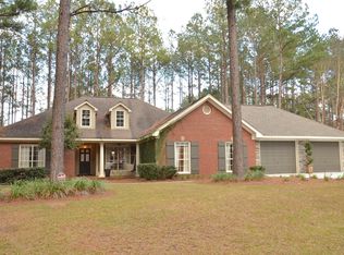 34 Denstone Rd, Hattiesburg, MS 39402