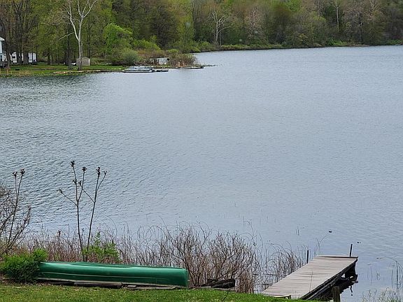 4th image of 684 E Lake Sixteen Dr