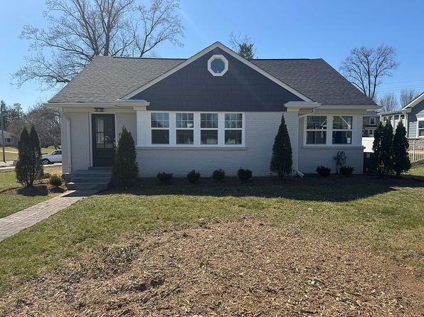 814 Chamberry Dr