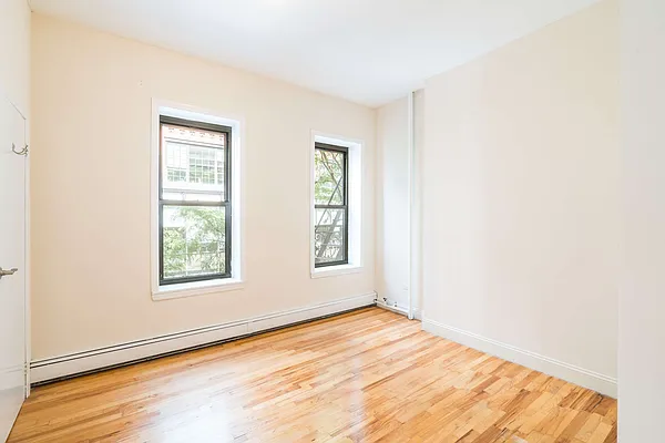 Rented by Compass | media 30