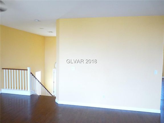 4th image of 11829 Menchaca Ln