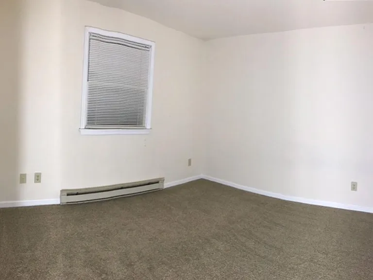 14899 Sherwood Dr — Photo 6