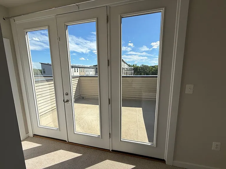 2505 Nicholson St — Photo 22