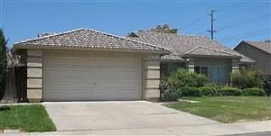 389 Leffler Pl photo 1