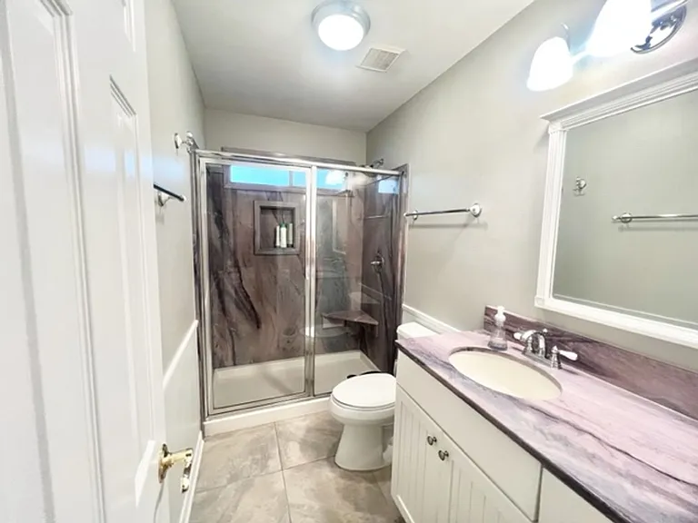 1660 Northridge Rd — Photo 24