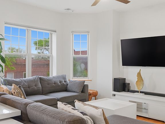 5th image of 3806 N Troy St APT 3