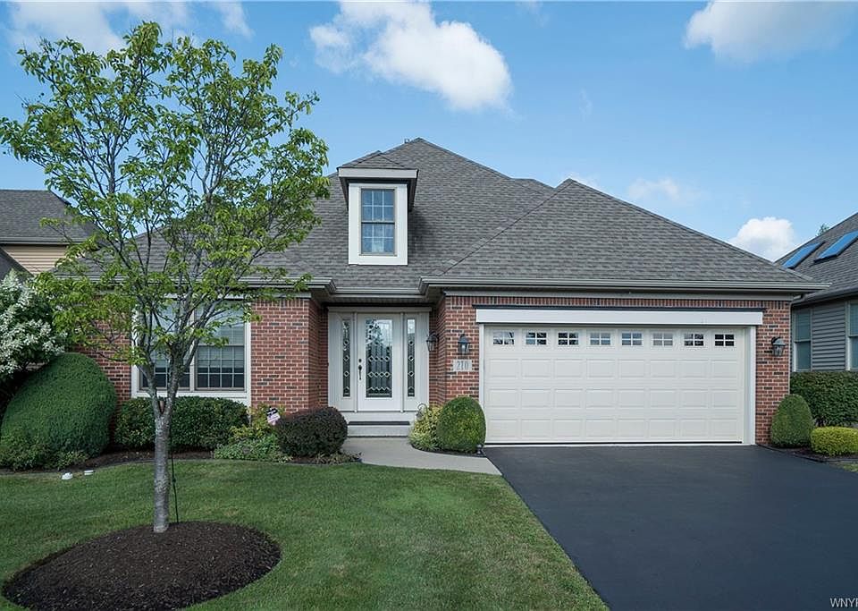 1st image of 210 Lord Byron Ln