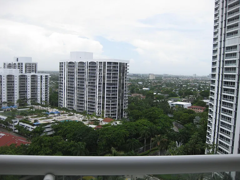 21055 Yacht Club Dr #1804 — Photo 20