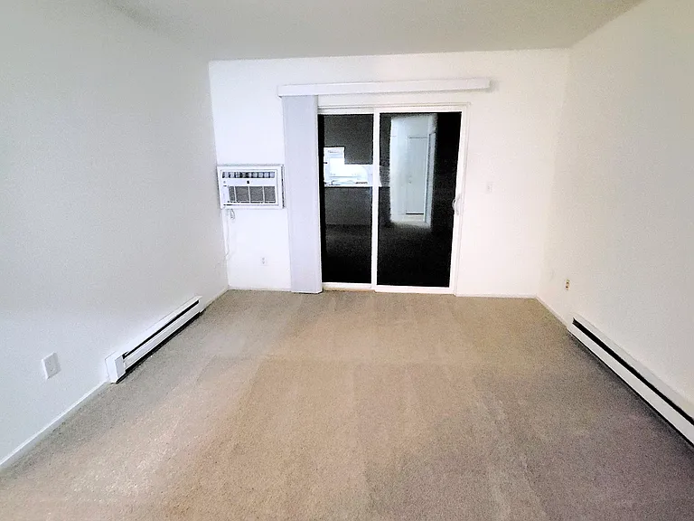 530 Spring St #B7 — Photo 17