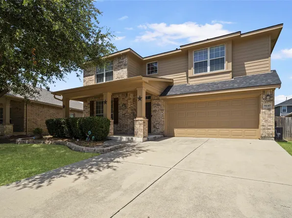 9145 Liberty Crossing Dr, Fort Worth, TX 76131