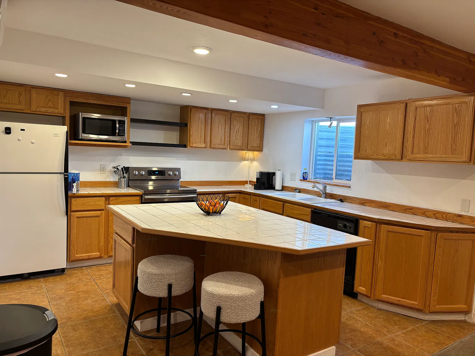 2482 Annie Oakley Dr — Photo 3