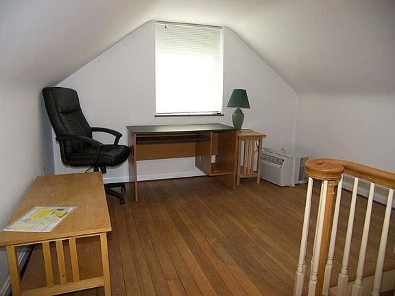 3rd image of 3526 Rawson Pl