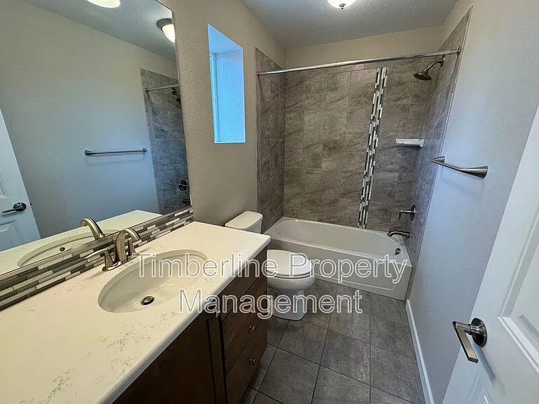 7252 Cedarbrook Ln — Photo 16