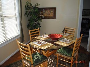 6000 Winterpointe Ln APT 303, Raleigh, NC 27606