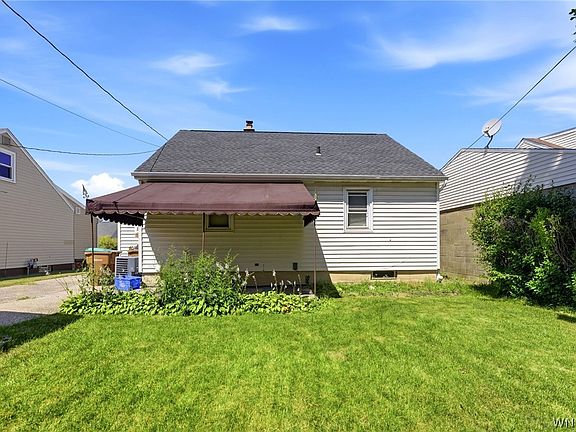 2nd image of 121 Vegola Ave