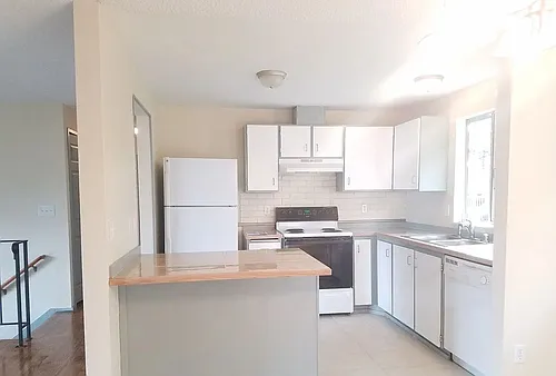 3510 55th Ave NE Photo 1