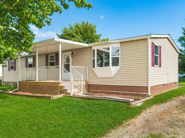2203 Maureen Blvd S, Columbus, OH 43207