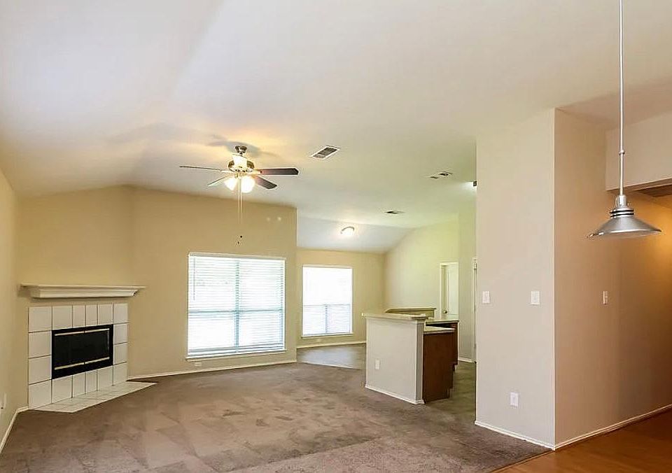 1st image of 3002 San Martin Dr