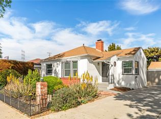 5542 Strohm Ave, North Hollywood, CA 91601