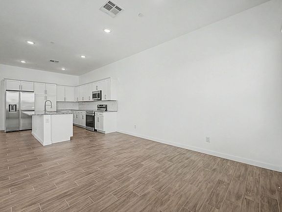 4th image of 8232 E University Dr #125