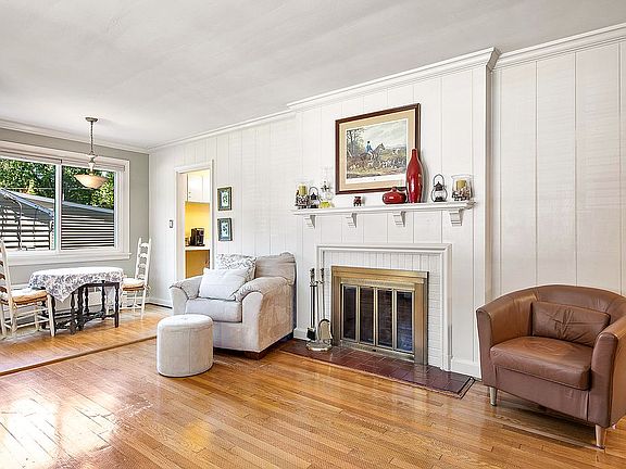 4th image of 7303 Alycia Ave