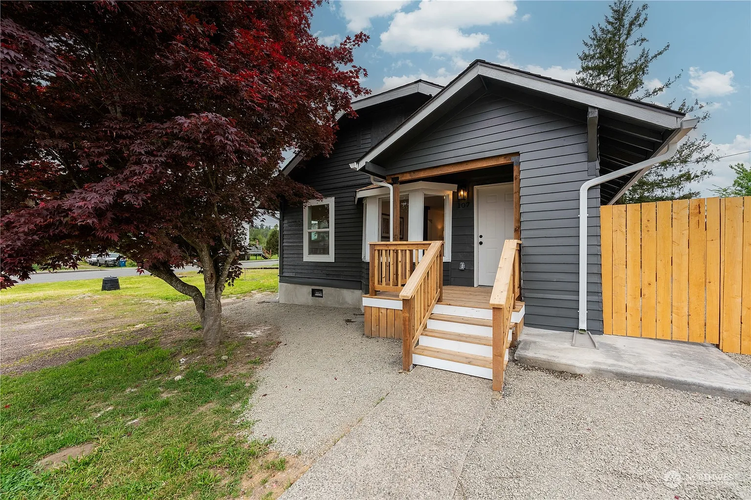 107 Ash Avenue photo 1