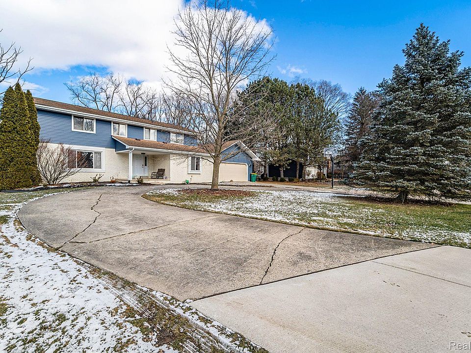1st image of 31236 Oak Valley Dr