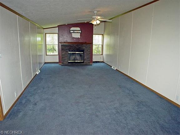 2nd image of 104 Diane St
