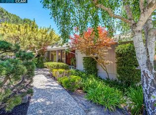 489 Tahos Rd, Orinda, CA 94563