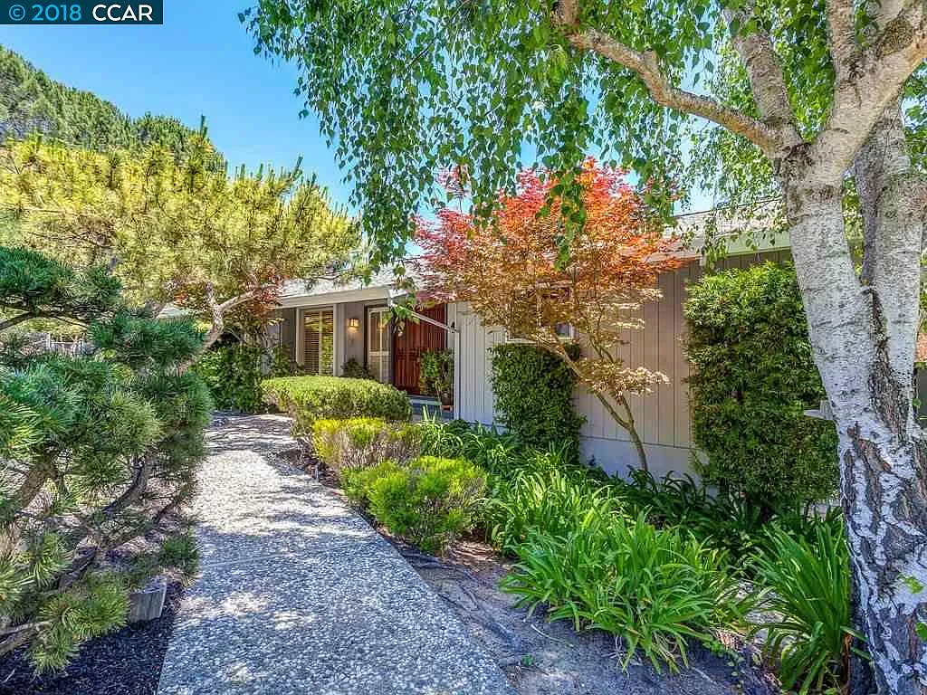489 Tahos Rd photo 1