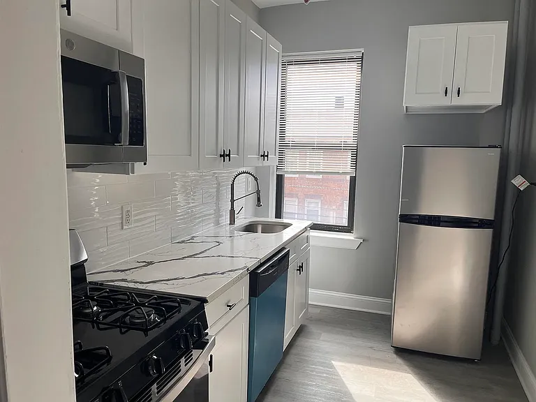 680 Kennedy Blvd #301 — Photo 8