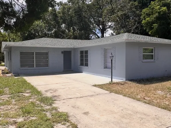 2002 52nd Ave W, Bradenton, FL 34207