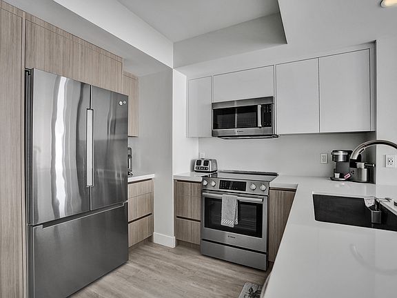 3rd image of 2821 N Ocean Boulevard #1106S