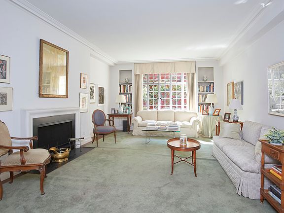 2nd image of 115 E 67th St APT 2B