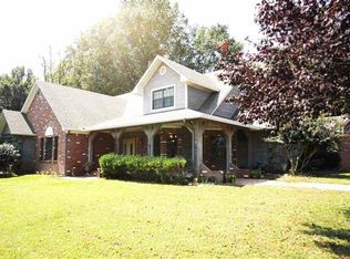 208 Riverview Dr, Horatio, AR 71842
