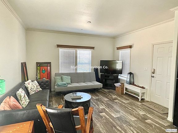 3rd image of 288 Skillman Ln