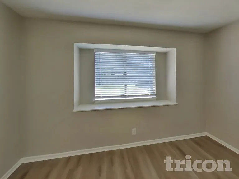 4911 Buckwheat St — Photo 3