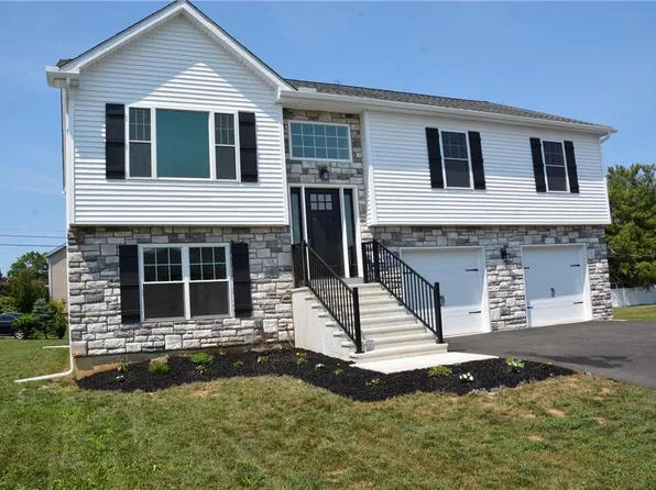 2905 Roosevelt St, Bethlehem, PA 18020