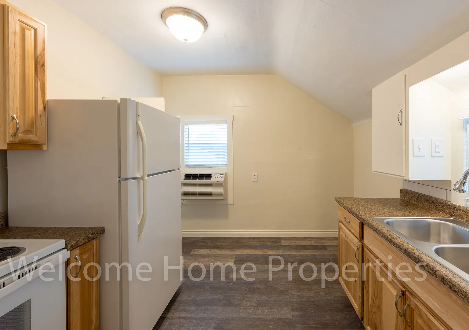 309 SW 6th St — Photo 1