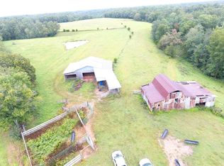 1963 Neal Rd, Belvidere, TN 37306