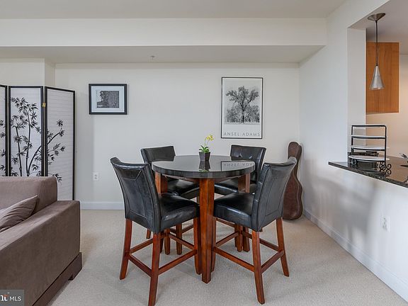4th image of 2451 Midtown Ave APT 724