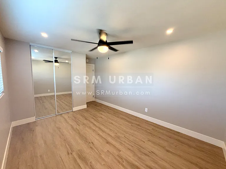4572 34th St #6 — Photo 9