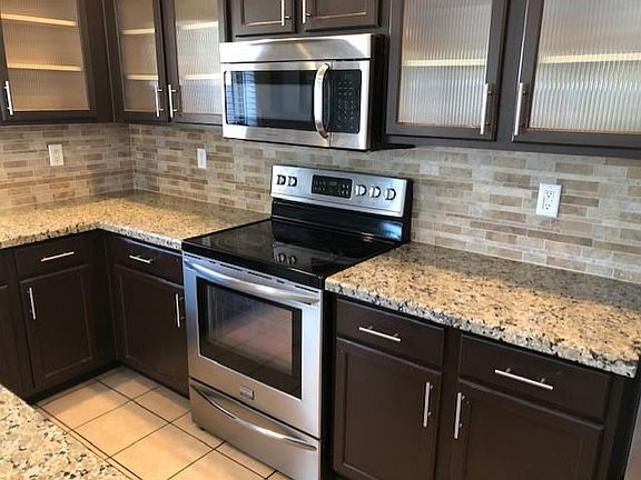3rd image of 17230 W Country Gables Dr