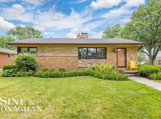 22500 Norcrest Dr, Saint Clair Shores, MI