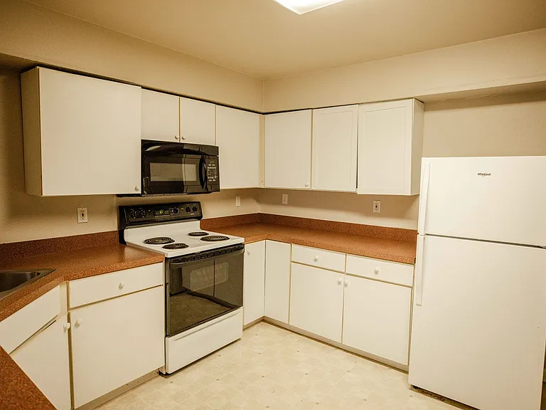 6730 Hill Ave — Photo 6