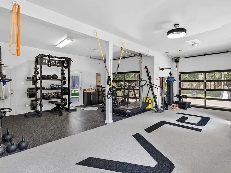 10626 Crystal Cove Dr — Photo 11