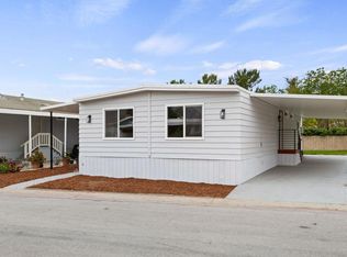 201 Calle De La Rosa, Camarillo, CA 93012