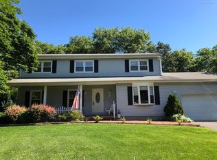 15 Huntington Ct, Toms River, NJ 08753