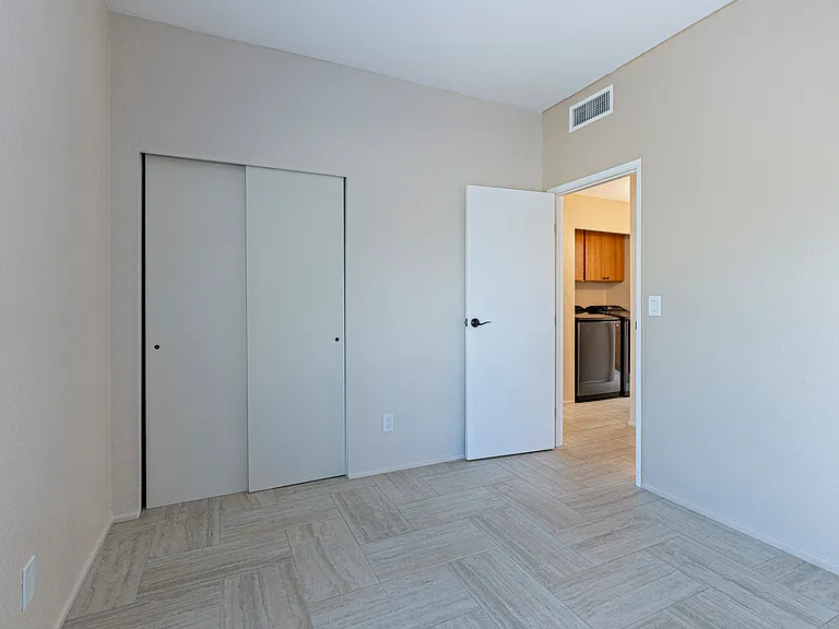 5557 N Crystal Mist Pl — Photo 16