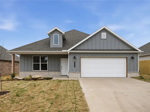 2306 N Presley St, Siloam Springs, AR 72761